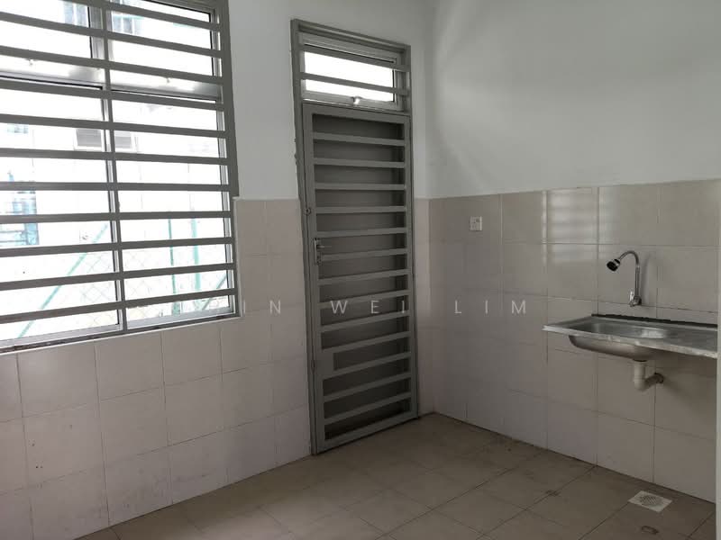 Terraced House for Sale in Taman Mengkibol (Kluang) - Chin Wei Lim - Interior - PropertyGuru.com.my