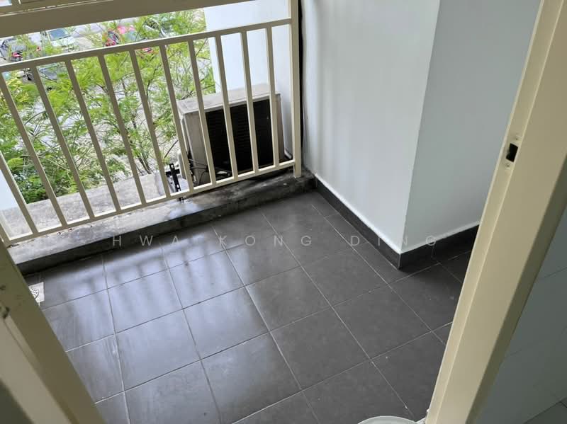 Pangsapuri untuk Dijual di Seri Intan Apartment - Hwa Kong Ding - Balcony - PropertyGuru.com.my