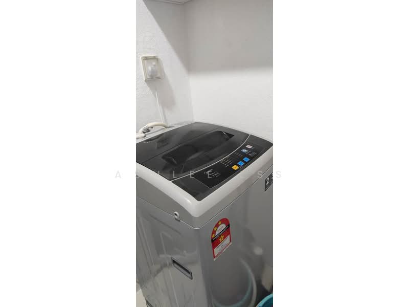 Service Residence for Sale at Southbank Residence - Ashlee LSS - Bathroom - PropertyGuru.com.my