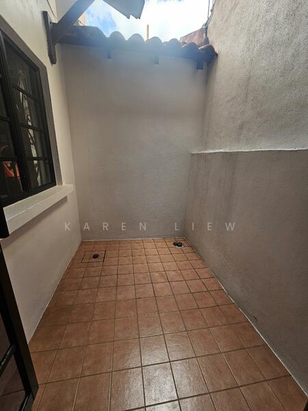 2-storey Terraced House for Sale in Alam Damai (Cheras) - Karen Liew - Balcony - PropertyGuru.com.my