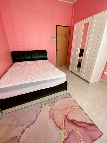 Untuk Disewa - Kenari Court