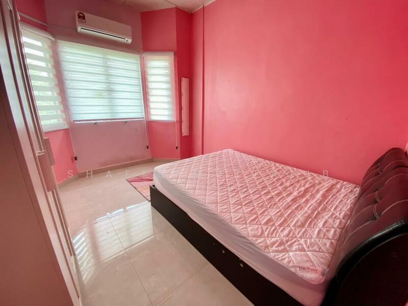 Untuk Disewa - Kenari Court