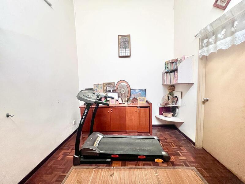 2-storey Terraced House for Sale in Taman Puncak Jalil (Seri Kembangan) - Faisal Abu Omar - Gym - PropertyGuru.com.my