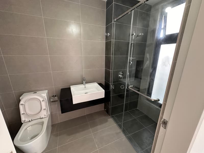 Servis Apartment untuk Disewa di Sunway Belfield - Max Ng - Bathroom - PropertyGuru.com.my