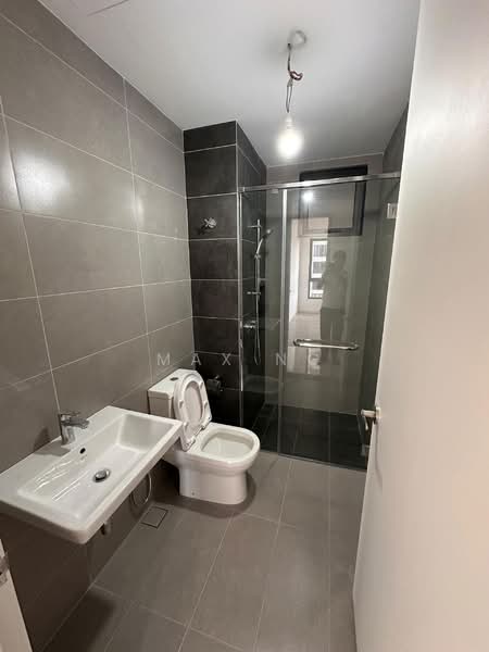 Servis Apartment untuk Disewa di Sunway Belfield - Max Ng - Bathroom - PropertyGuru.com.my