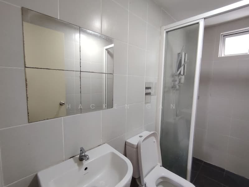 Servis Apartment untuk Disewa di Cerrado Residence @ Southville City - Hacken Gan - Bathroom - PropertyGuru.com.my
