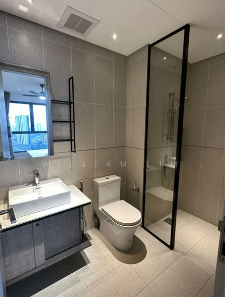 Kediaman Servis untuk Disewa di Millerz Square Serviced Residence - William Lim - Bathroom - PropertyGuru.com.my