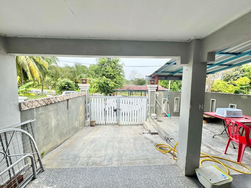 Untuk Dijual - Salak Tinggi