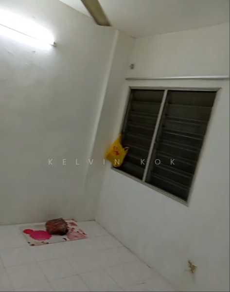 Medium Room