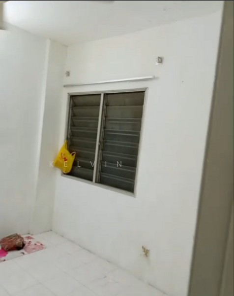 Medium Room