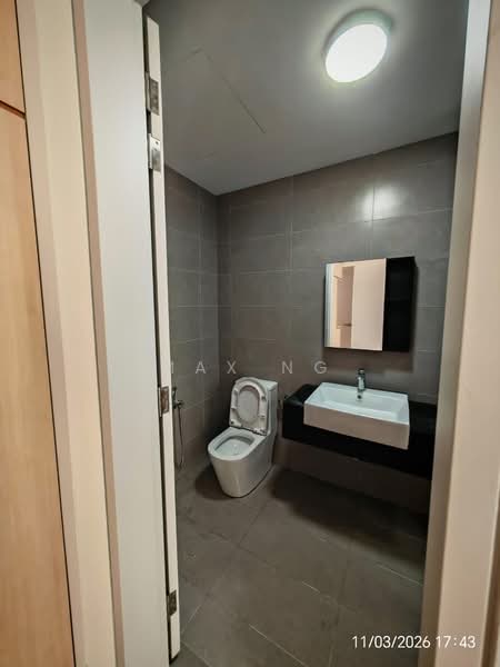 Servis Apartment untuk Disewa di Sunway Belfield - Max Ng - Bathroom - PropertyGuru.com.my
