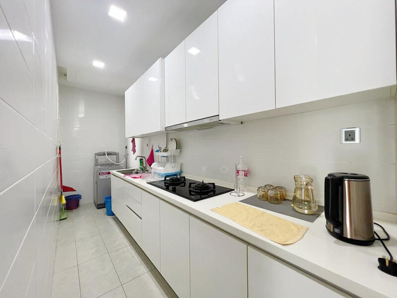 For Sale - Paragon Residences @ Straits View