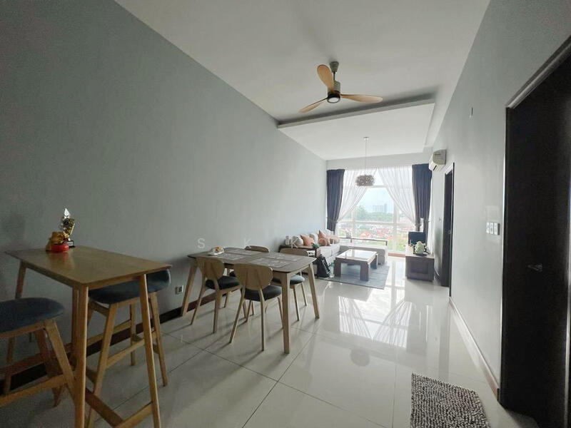 For Sale - Paragon Residences @ Straits View