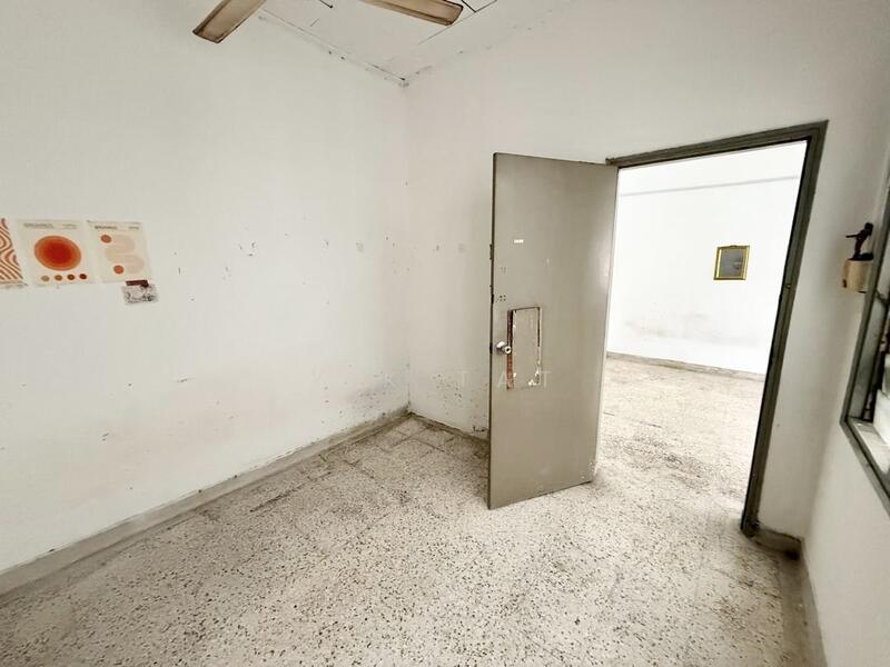 1-storey Terraced House for Sale in Taman Pelangi (Johor Bahru) - Yik Tat - Interior - PropertyGuru.com.my