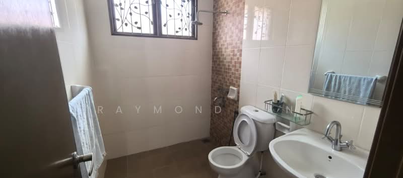 Semi-Detached House for Sale in Mutiara Damansara (Selangor) - Raymond Tan - Bathroom - PropertyGuru.com.my