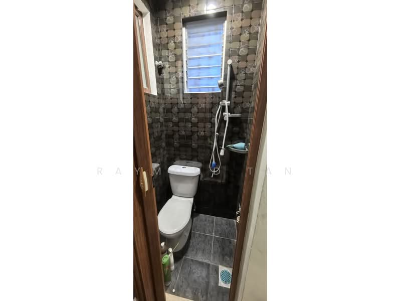 Semi-Detached House for Sale in Mutiara Damansara (Selangor) - Raymond Tan - Bathroom - PropertyGuru.com.my