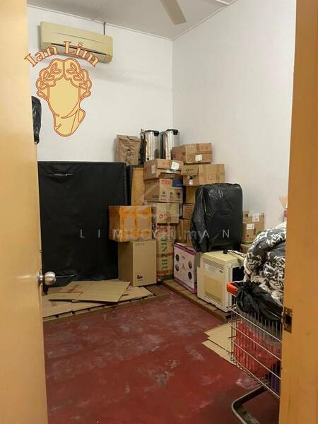 Jelutong Single Storey Terrace Landed untuk Untuk Dijual - RM 1,000,000, Apr 2026 - Interior - PropertyGuru.com.my