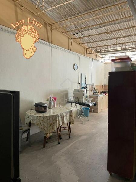 Jelutong Single Storey Terrace Landed untuk Untuk Dijual - RM 1,000,000, Apr 2026 - Kitchen - PropertyGuru.com.my