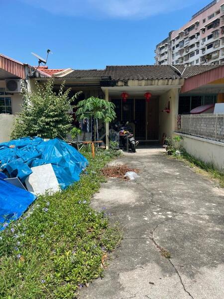 Jelutong Single Storey Terrace Landed untuk Untuk Dijual - RM 1,000,000, Apr 2026 - Exterior - PropertyGuru.com.my