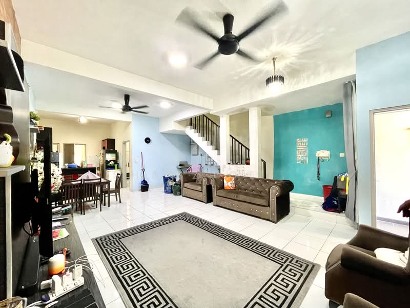 Laman Orkid untuk Untuk Dijual - RM 520,000, Apr 2026 - Living Room - PropertyGuru.com.my