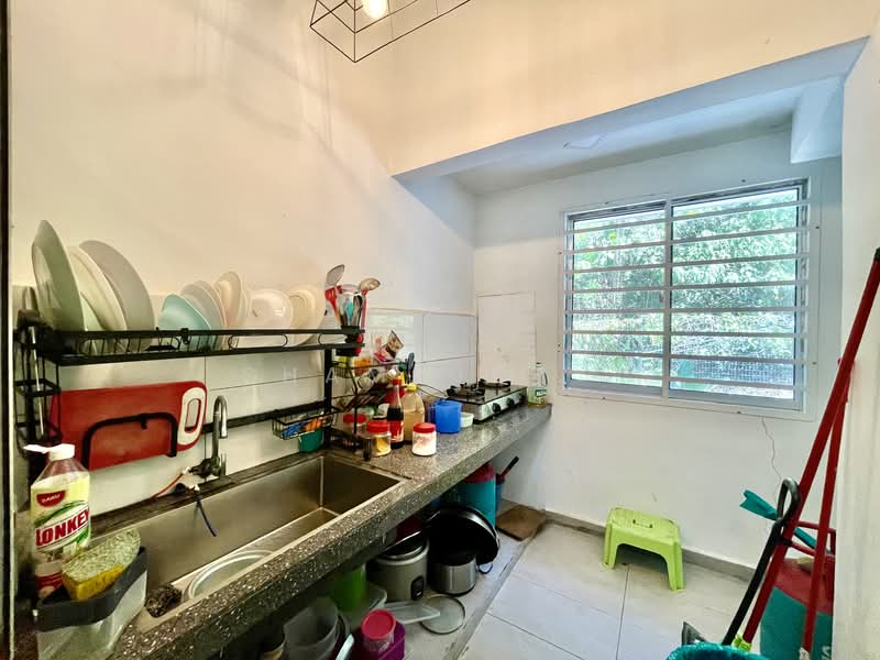 Laman Orkid untuk Untuk Dijual - RM 520,000, Apr 2026 - Kitchen - PropertyGuru.com.my