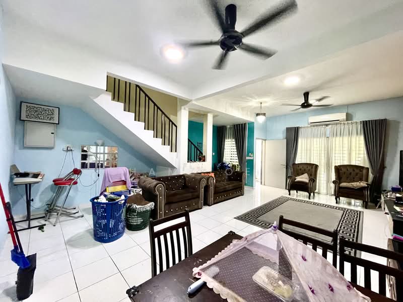 Laman Orkid untuk Untuk Dijual - RM 520,000, Apr 2026 - Living Room - PropertyGuru.com.my