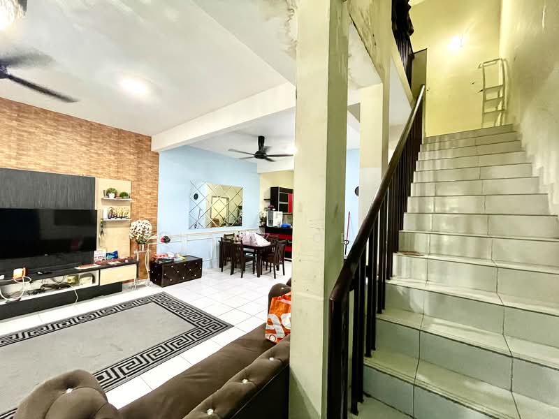 Laman Orkid untuk Untuk Dijual - RM 520,000, Apr 2026 - Living Room - PropertyGuru.com.my