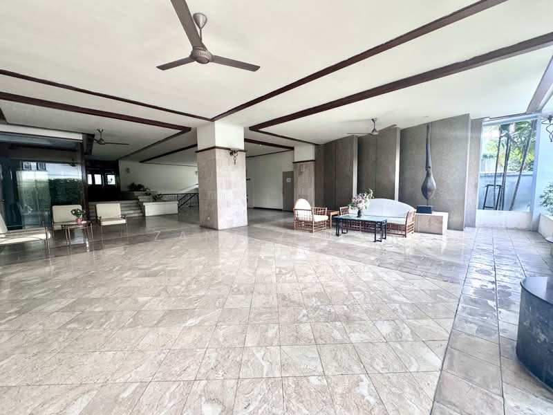 Kondominium untuk Dijual di 202 DC (Desa Cahaya) - Zana Zakri - Main Lobby - PropertyGuru.com.my