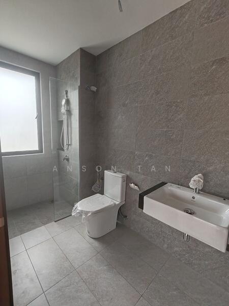 Bathroom 3