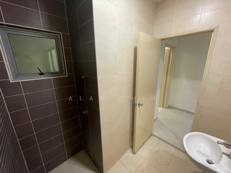 Rumah Teres 2 Tingkat untuk Dijual di Sering Ukay (Ampang) - Alan Chin - Bathroom - PropertyGuru.com.my