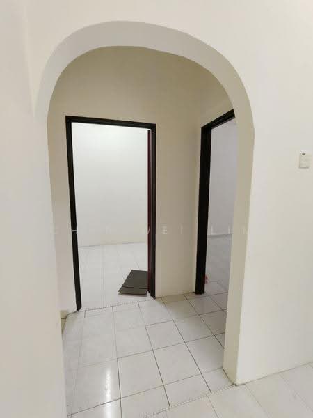 Rumah Teres 1-Tingkat untuk Dijual di Taman Muhibbah (Kluang) - Chin Wei Lim - Corridor - PropertyGuru.com.my