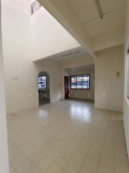 Rumah Teres 1-Tingkat untuk Dijual di Taman Muhibbah (Kluang) - Chin Wei Lim - Living Room - PropertyGuru.com.my