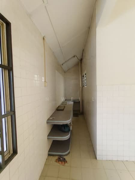 Rumah Teres 1-Tingkat untuk Dijual di Taman Muhibbah (Kluang) - Chin Wei Lim - Corridor - PropertyGuru.com.my