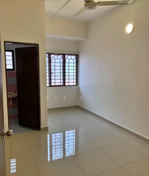 Untuk Disewa - Taman Serdang Raya Seksyen 7