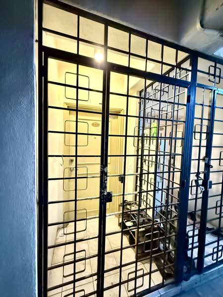 Condominium for Sale at Bayu Tasik 1 - SHAH REZA SASMAT - foyer - PropertyGuru.com.my