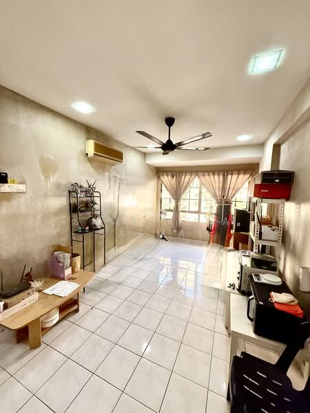 Condominium for Sale at Bayu Tasik 1 - SHAH REZA SASMAT - Living Room - PropertyGuru.com.my