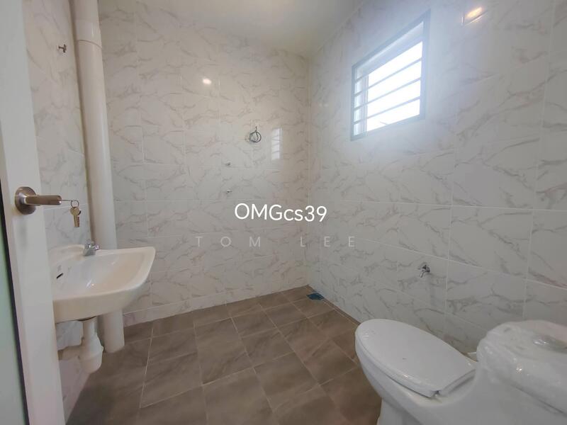 Untuk Dijual - Taman Radzi Klang 2.5 Storey House