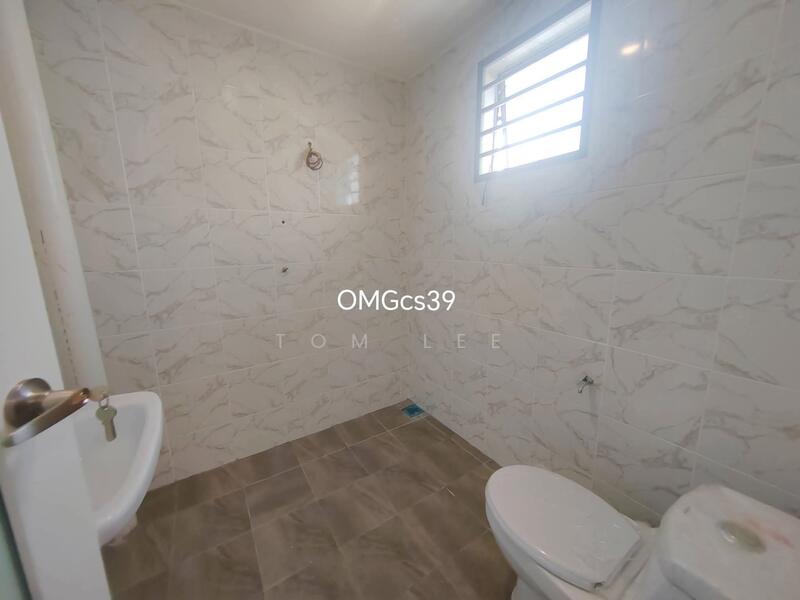 Untuk Dijual - Taman Radzi Klang 2.5 Storey House