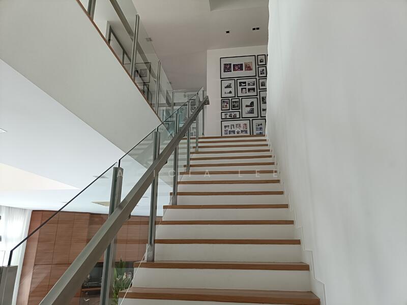 Rumah Banglo untuk Dijual di Damansara Jaya (Petaling Jaya) - Alicia Lee - Corridor - PropertyGuru.com.my