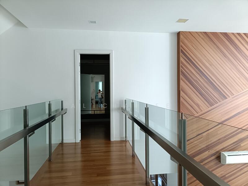 Rumah Banglo untuk Dijual di Damansara Jaya (Petaling Jaya) - Alicia Lee - Corridor - PropertyGuru.com.my