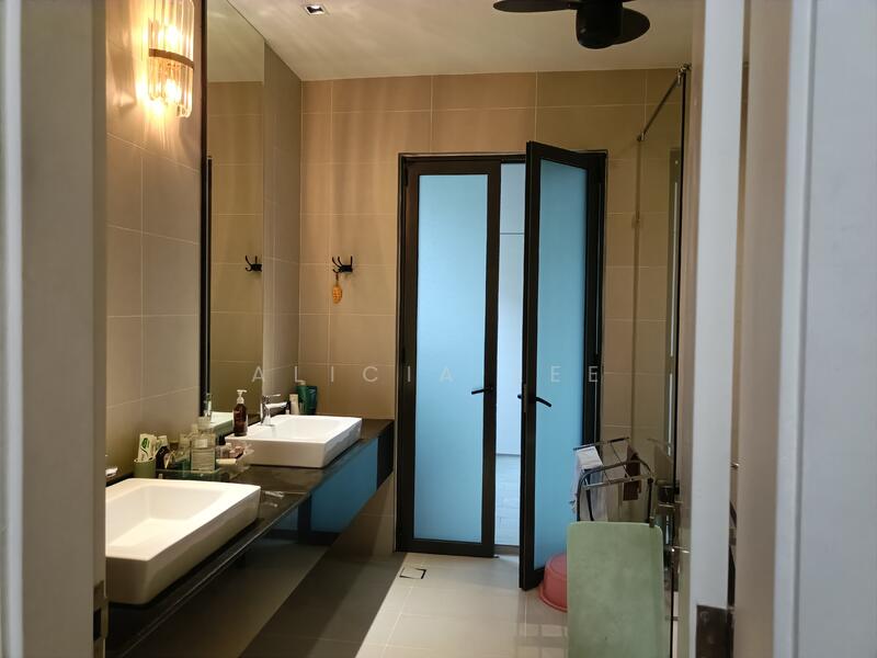 Rumah Banglo untuk Dijual di Damansara Jaya (Petaling Jaya) - Alicia Lee - Bathroom - PropertyGuru.com.my