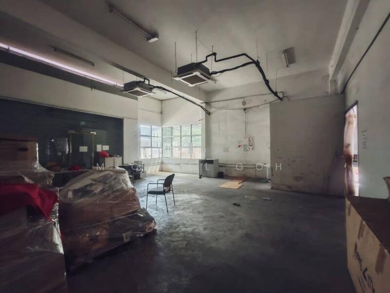 Untuk Disewa - Kempas Utama