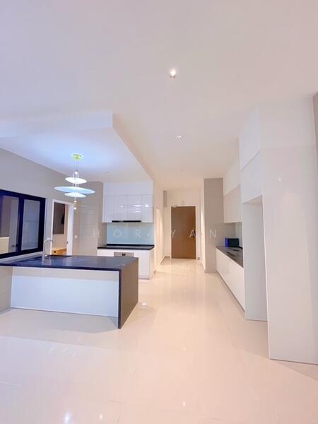 Living Room & Kitchen