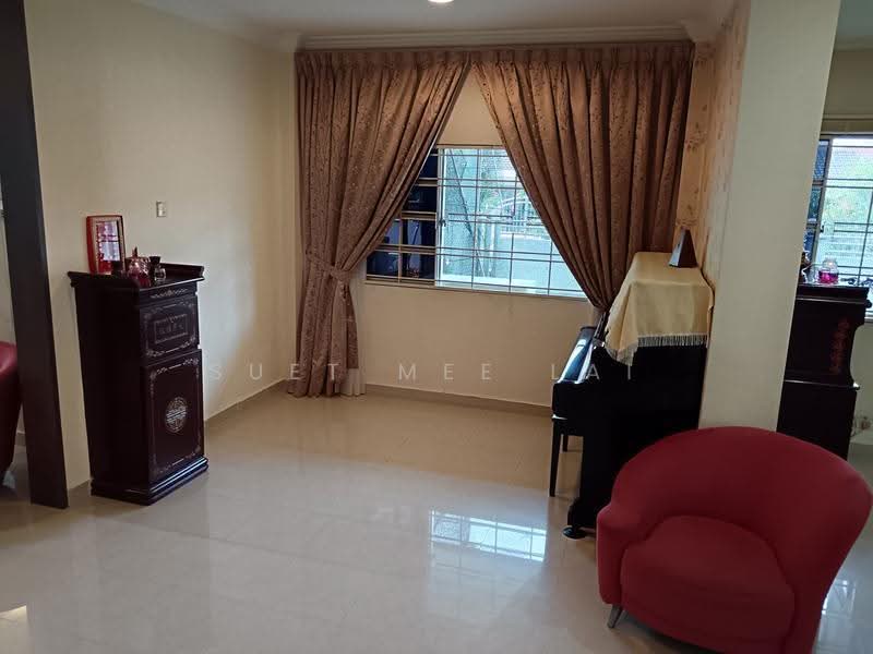 Piano area