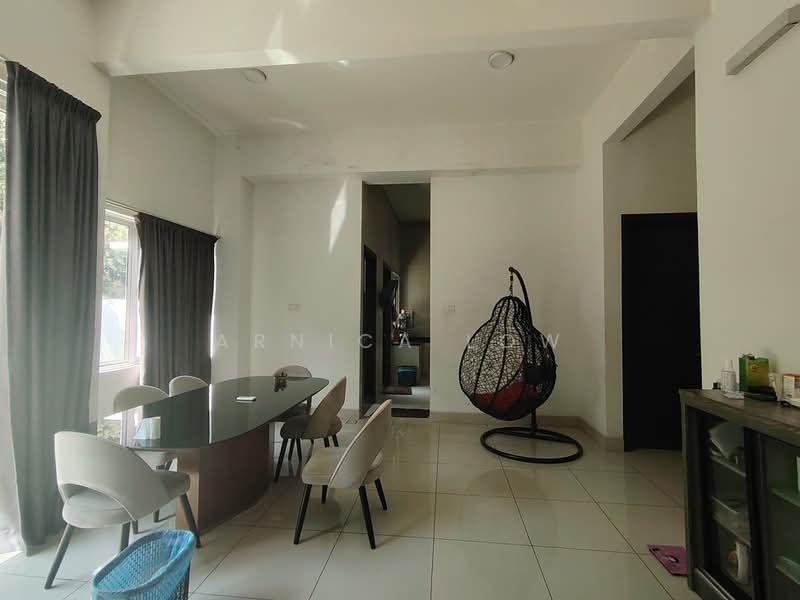 Rumah Banglo untuk Disewa di Seri Kembangan (Selangor) - Arnica Low - Dining Room - PropertyGuru.com.my