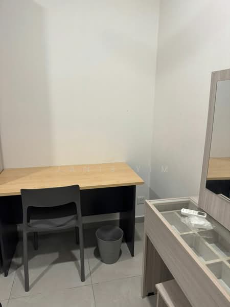 Service Residence for Rent at YOLO Signature Suites - Janis Yim - Study - PropertyGuru.com.my
