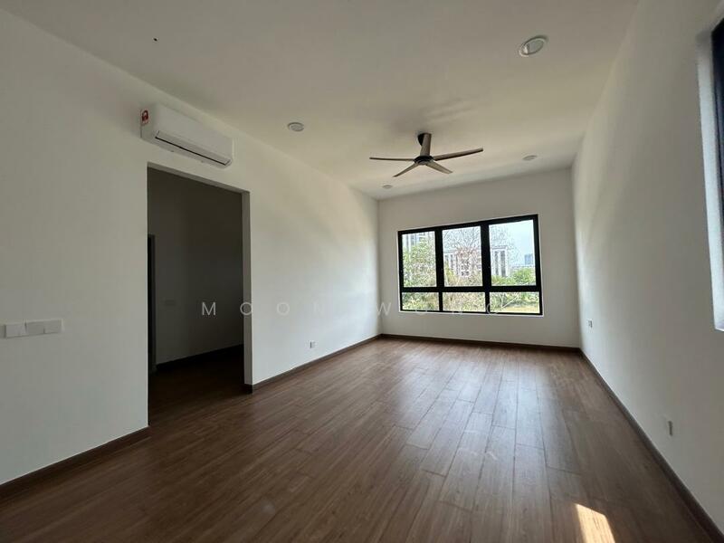 Rumah Berkembar untuk Dijual di Cyber 10 (Cyberjaya) - Moon Wong - Living Room - PropertyGuru.com.my