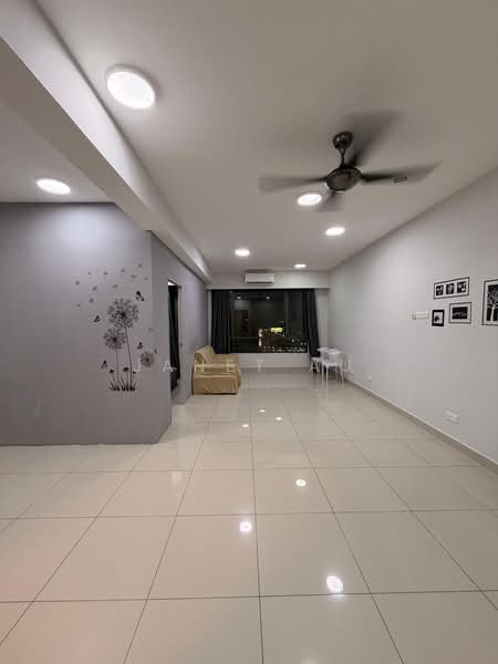 Service Residence for Sale at Flexis @ One South - Janet Au - Living Room - PropertyGuru.com.my