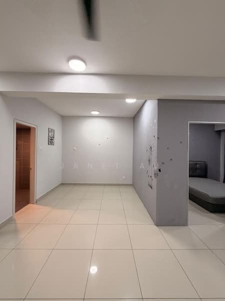 Service Residence for Sale at Flexis @ One South - Janet Au - Interior - PropertyGuru.com.my