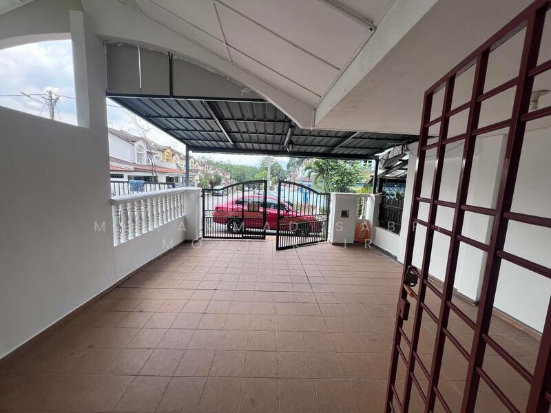 Car Porch